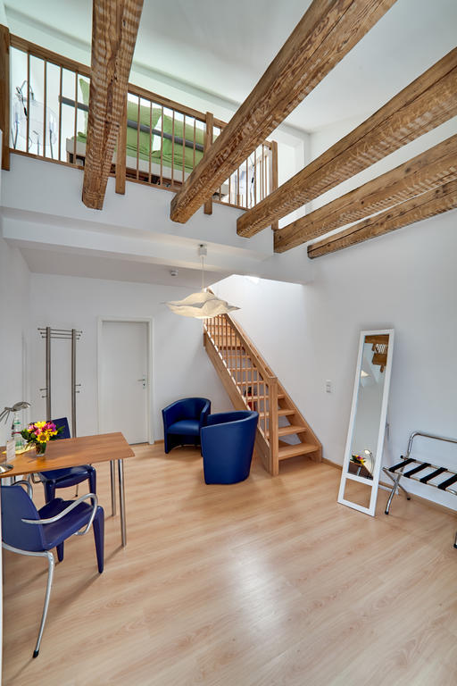 Pensionsieben Das Andere Hotel Lorrach Room photo